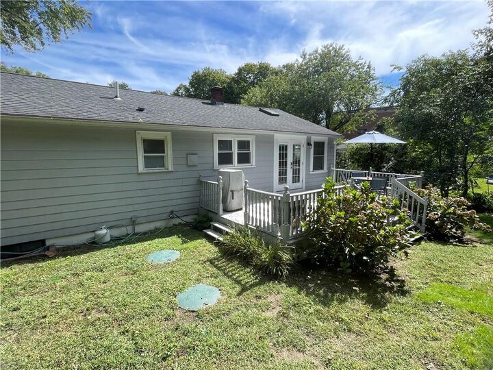 Property Photo:  25 Waite Court  RI 02852 