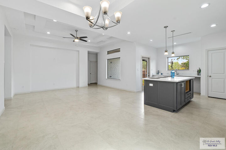 Property Photo: 1212 Bridle Way TX 78586