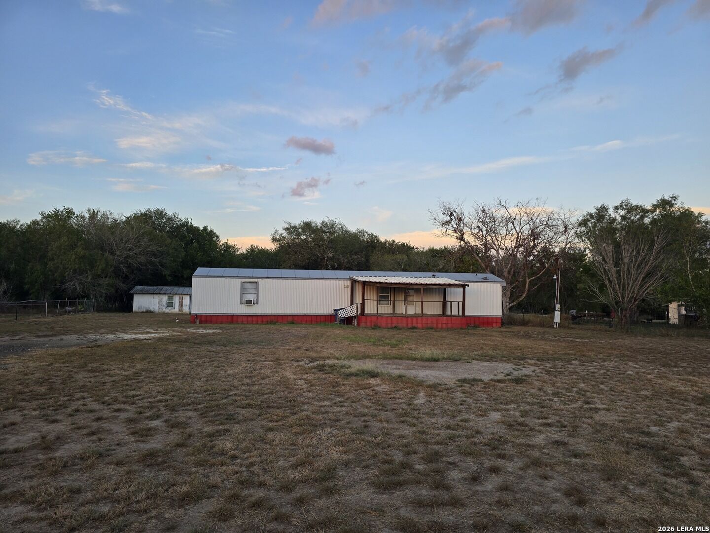 Property Photo:  615 Moss Point  TX 78147 