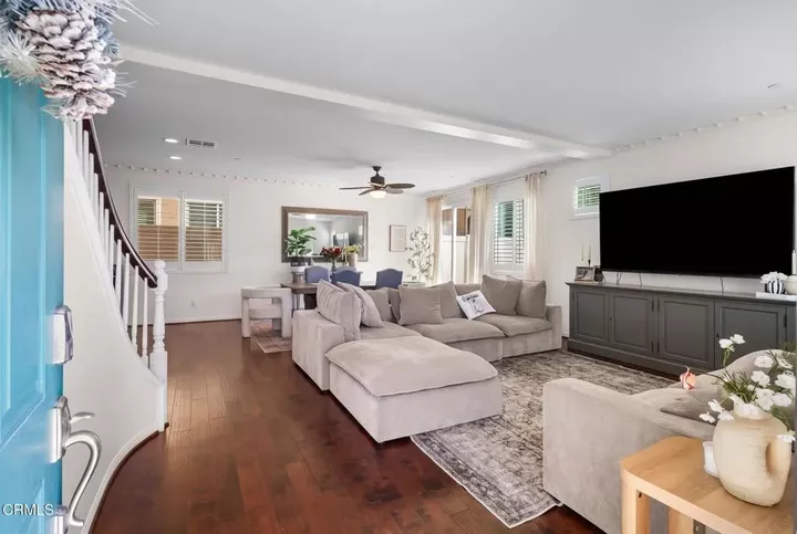 Property Photo: 142 Cherrywood Street CA 93015