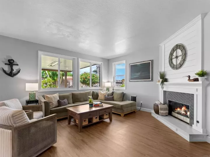 Property Photo:  2624 Mesa Drive  CA 92054 