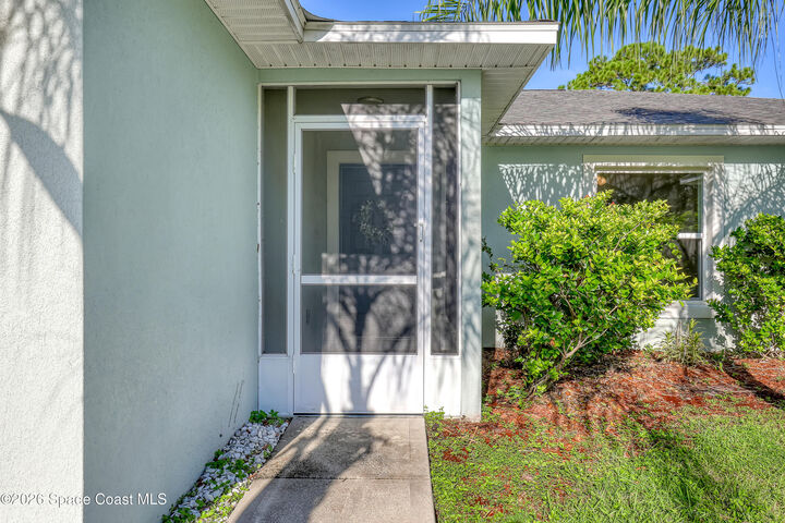 Property Photo: 1350 Stadt Road NW FL 32907