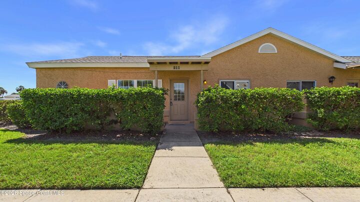 Property Photo:  1415 Malibu Circle NE  FL 32905 