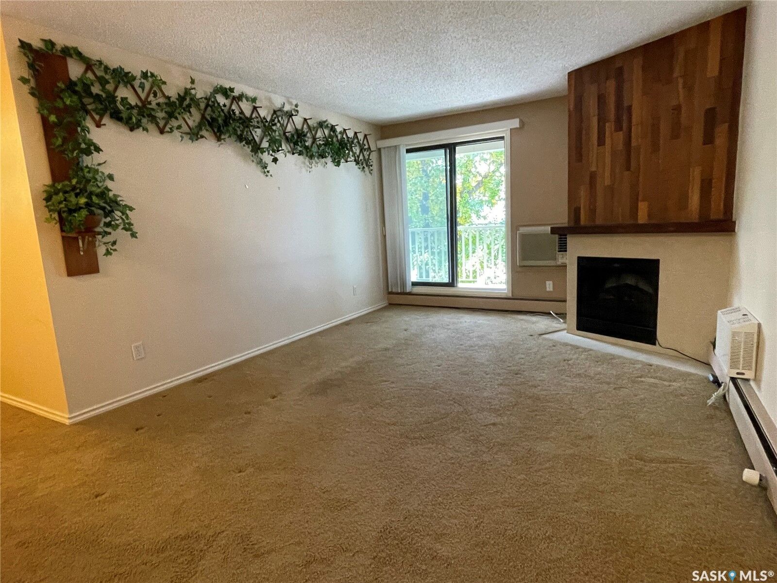 Property Photo: 1121 McKercher Drive 204A1 SK S7H 5B8