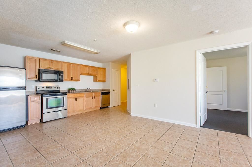 Property Photo: 3000 S Adams Street 213 FL 32301