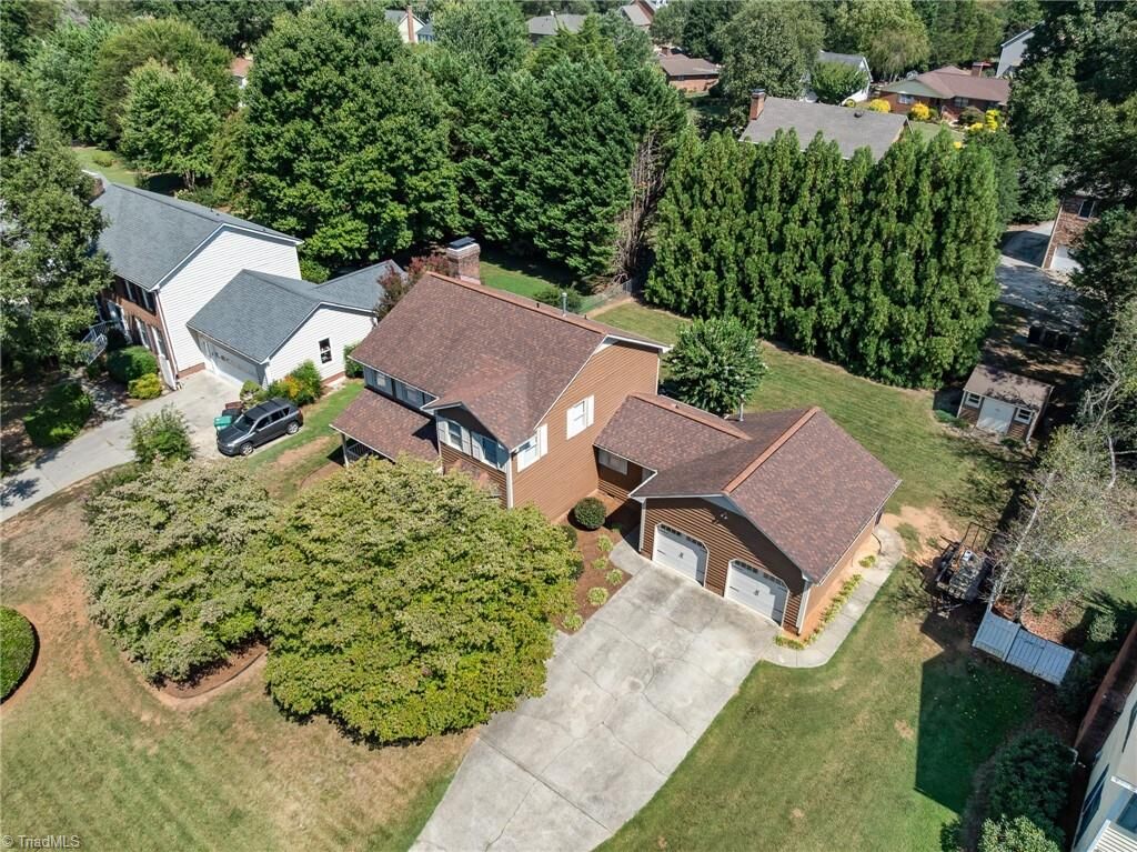 Property Photo:  3804 Oak Forest Drive  NC 27265 