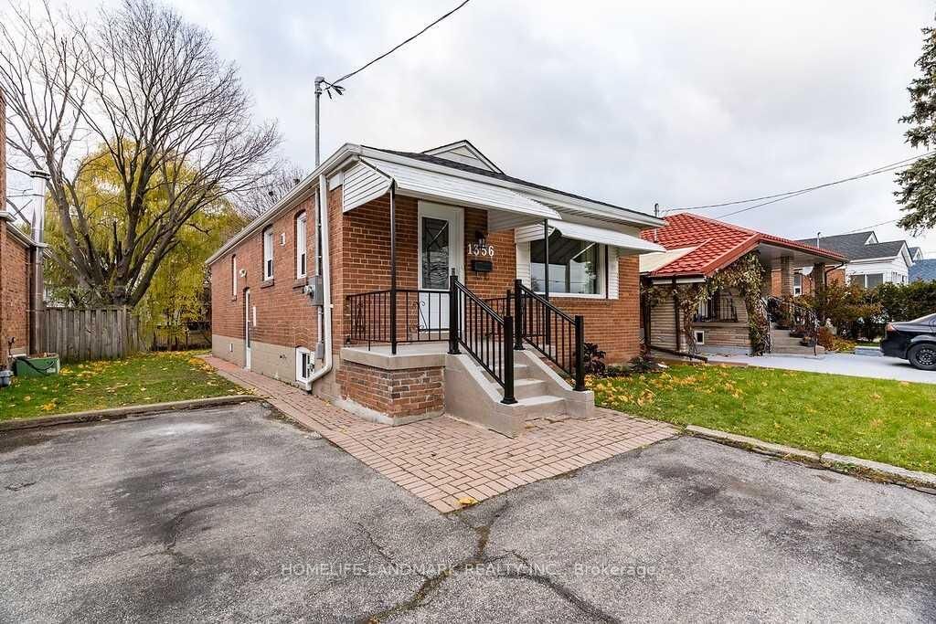 Property Photo:  1356 Warden Avenue  ON M1R 2S2 
