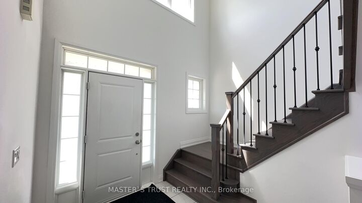 Property Photo:  102 Frank Kelly Drive  ON L9N 0V3 