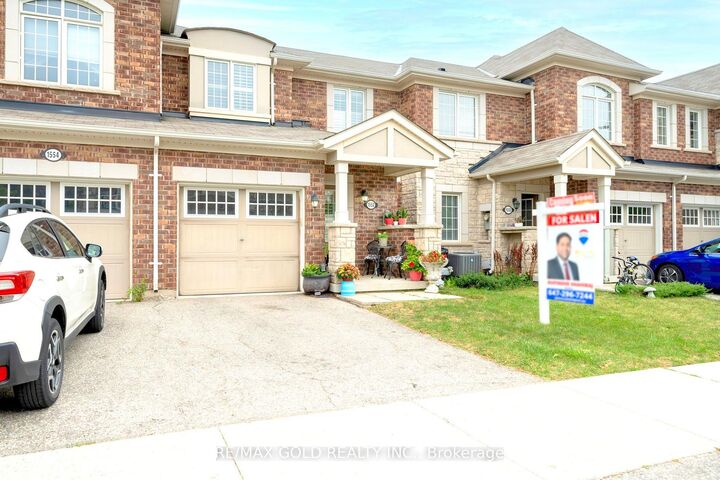 Property Photo:  1552 Gainer Crescent  ON L9T 8Y3 