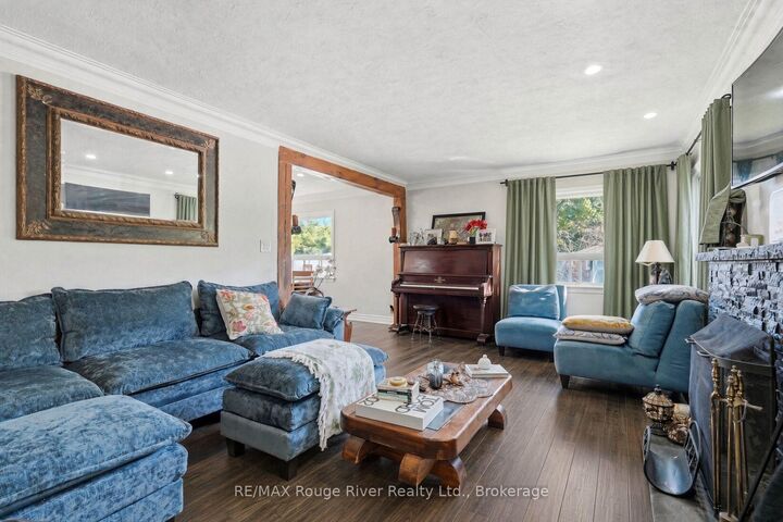 Property Photo:  42 Anson Avenue  ON M1M 1X3 
