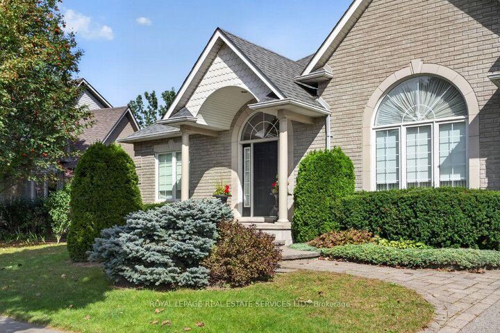 Property Photo:  36 Worthington Drive  ON L1E 3A5 
