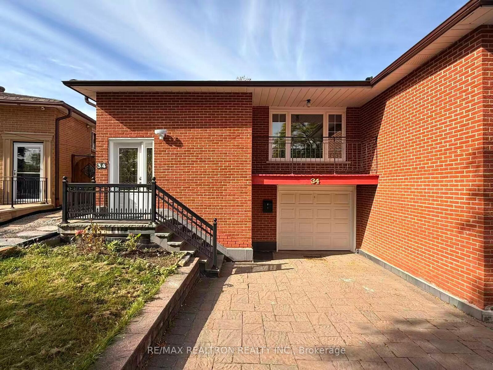 Property Photo: 34 James Gray Drive Lower ON M2H 1N9