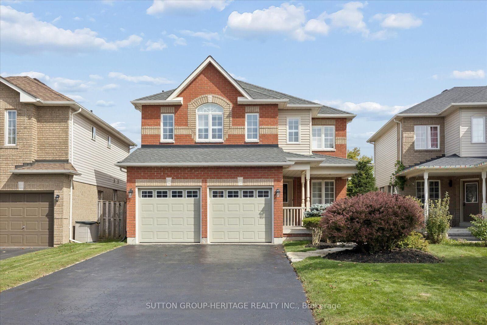 Property Photo:  83 Calwell Drive  ON L9L 1T7 