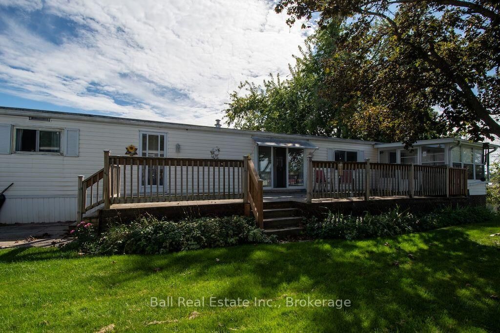 Property Photo:  6 Bayview Drive  ON K0L 2G0 