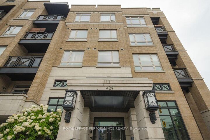 Property Photo:  429 Kent Street 518  ON K2P 1B5 