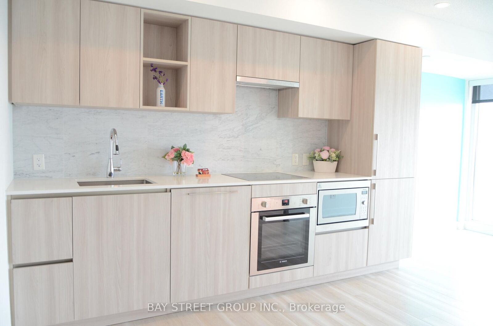 Property Photo:  17 Bathurst Street #1716  ON M5V 0N1 