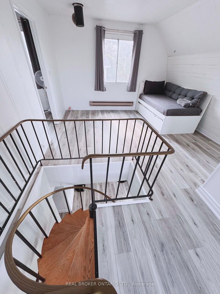 Property Photo:  761 Innisfil Beach Road  ON L9S 4E4 