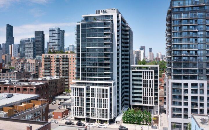 Property Photo:  400 Adelaide Street E 706  ON M5A 4S3 