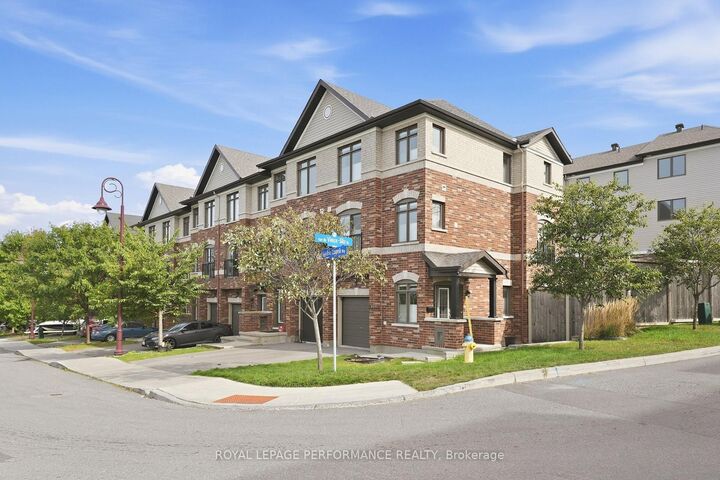 Property Photo:  275 Eric Czapnik Way  ON K1E 0B4 