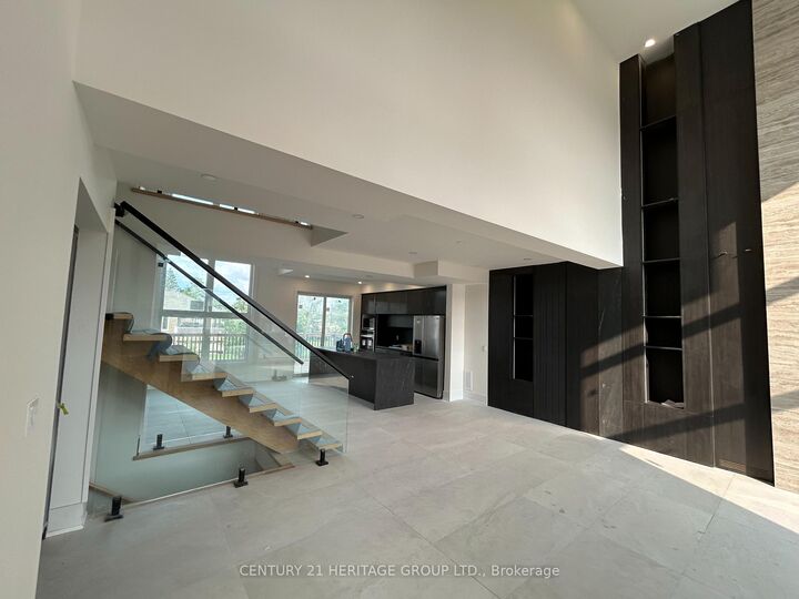 Property Photo:  3717 Lakepoint Drive  ON L3V 8M9 