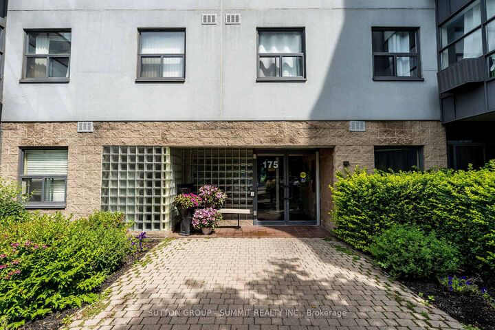 Property Photo: 175 Hunter Street E 514 ON L8N 4E7