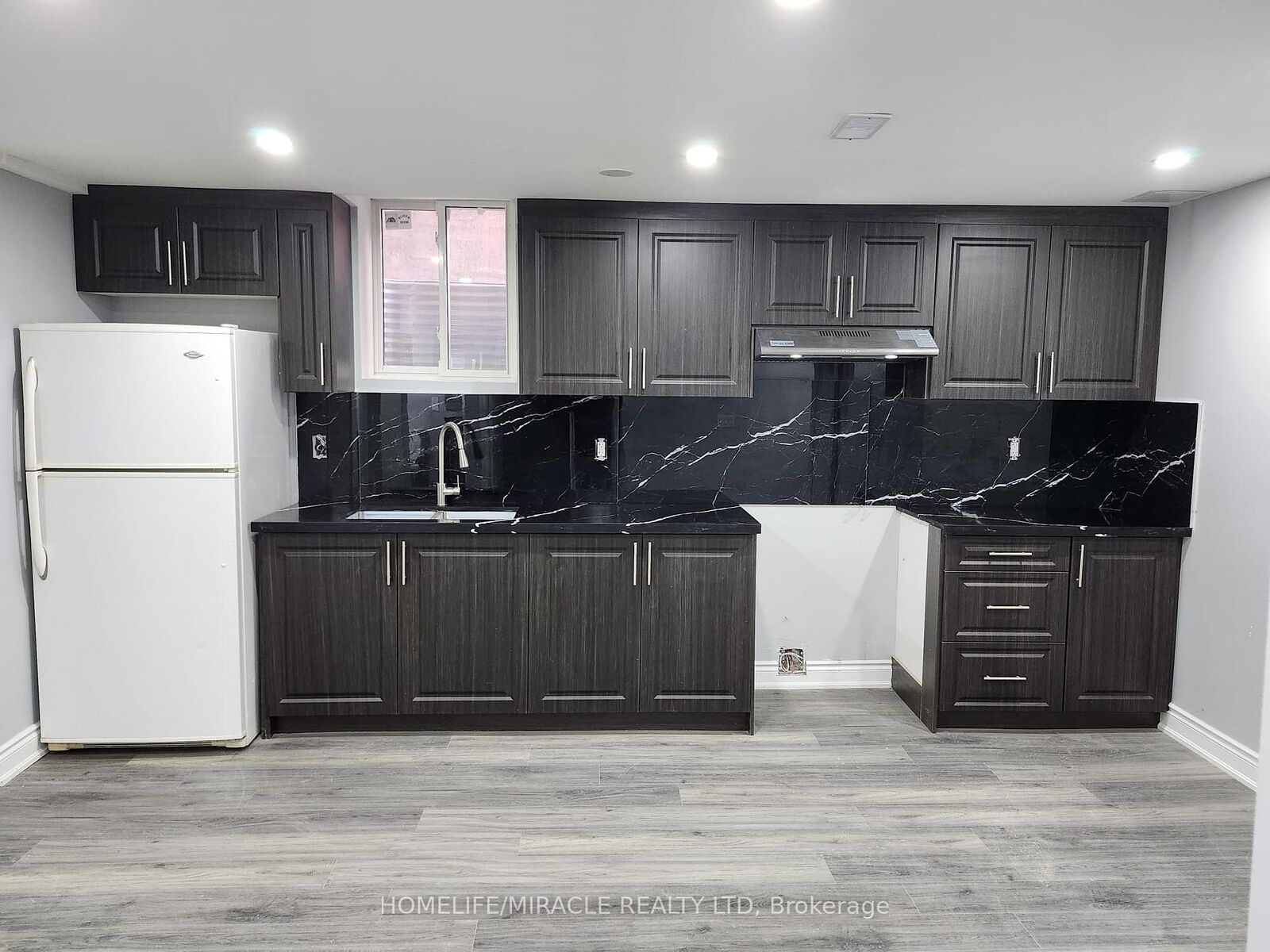 Property Photo: 11 Streamline Drive ON L6V 4S6