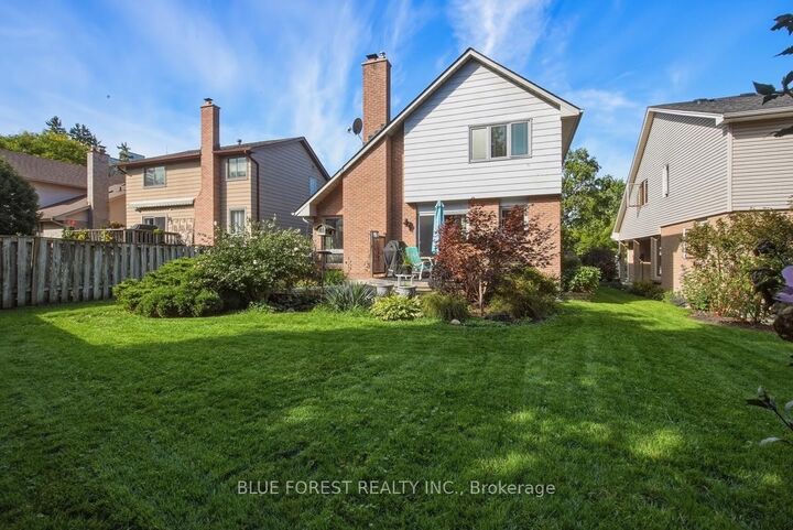 Property Photo:  14 Dundee Place  ON N6C 5E6 