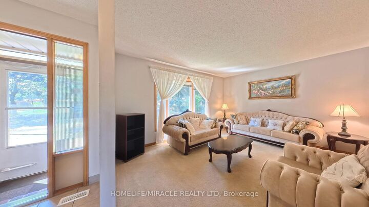 Property Photo: 56 Scenic Wood Crescent ON N2A 3N6