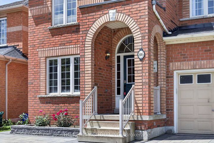 Property Photo:  86 Beare Trail  ON L3X 3B3 