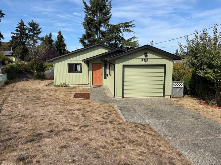 Property Photo:  256 Ardenlea Pl  BC V9B 5P3 