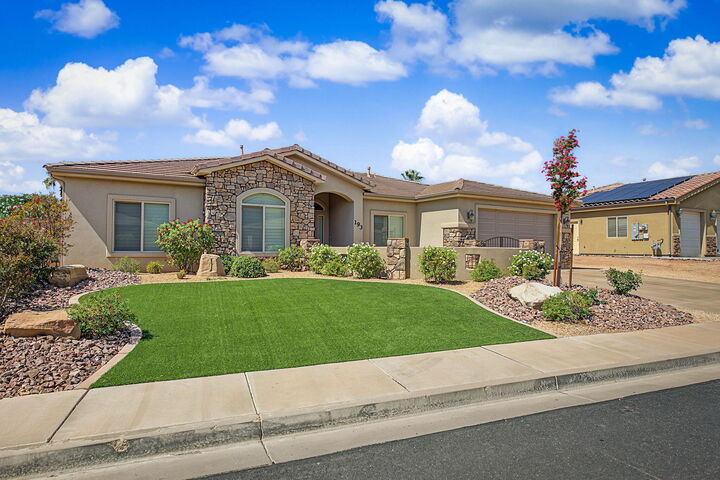 Property Photo:  193 N 1280 St W  UT 84770 