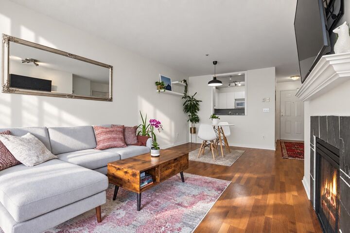 Property Photo:  2975 Princess Crescent 205  BC V3B 7N3 