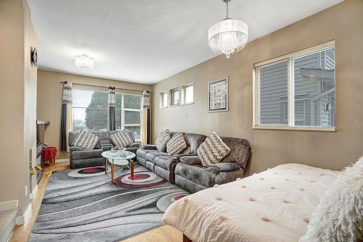 Property Photo:  6033 168 Street 7  BC V3S 3X7 