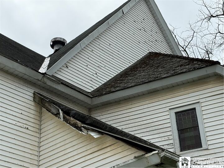 Property Photo:  30 N Chapel Street  NY 14070 
