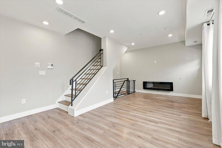 Property Photo:  2348 Mountain Street  PA 19145 