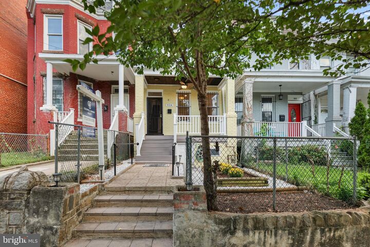 Property Photo:  916 Shepherd Street NW  DC 20011 
