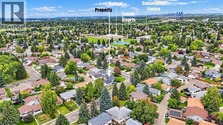 Property Photo: 500 Queen Charlotte Road Southeast AB T2J 4H7