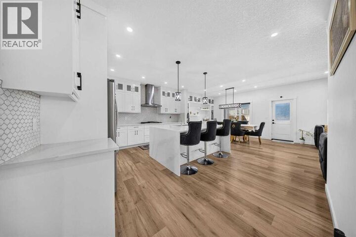 Property Photo: 149 Baysprings Gardens AB T4B 5C5