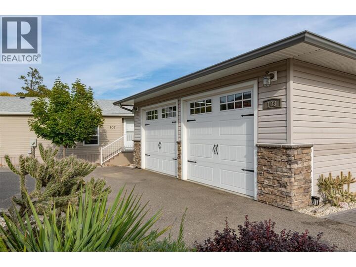 Property Photo: 1750 Lenz Road 108 BC V1Z 3N1
