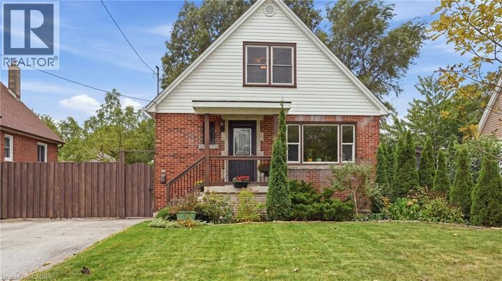 Property Photo: 42 Delevan Crescent ON L9A 4A7