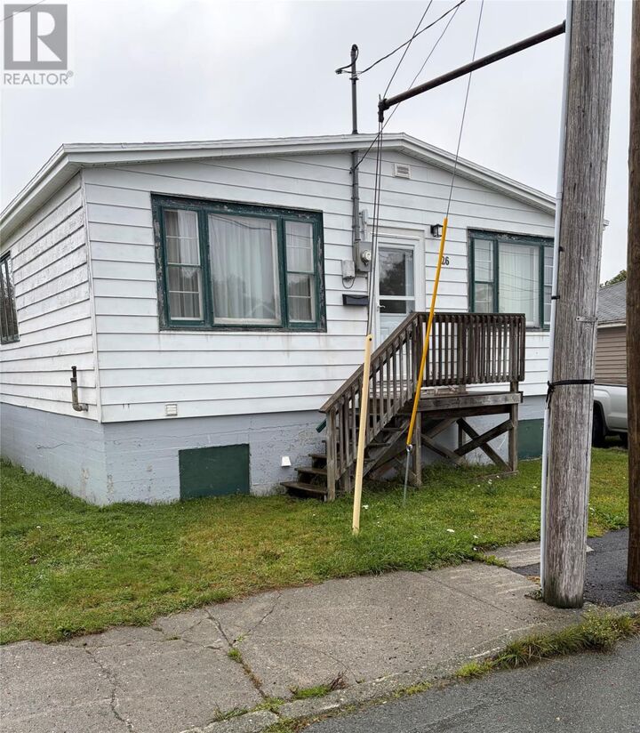 Property Photo:  26 Mount Pleasant Avenue  NL A1C 5G7 