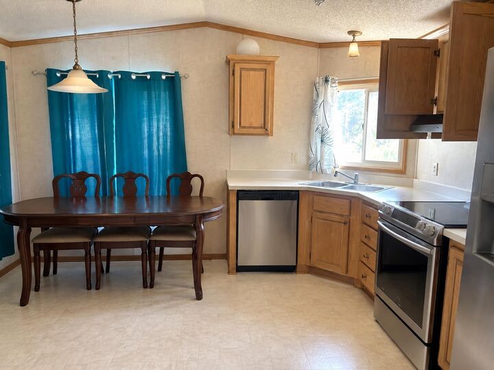 Property Photo:  43201 Lougheed Highway 41  BC V0M 1G0 