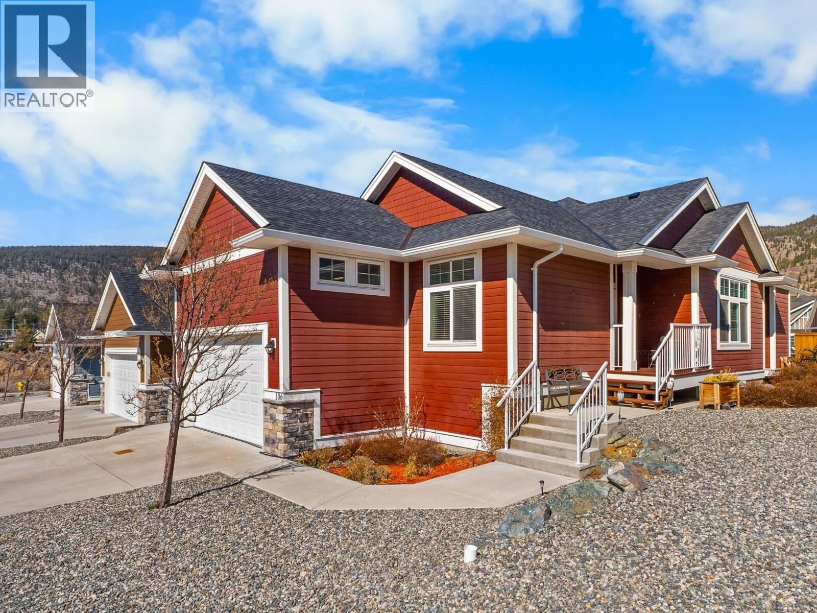 Property Photo:  2514 Spring Bank Avenue 106  BC V1K 0B1 