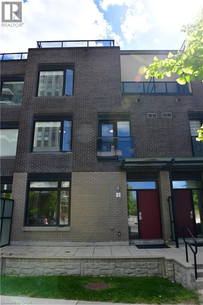 Property Photo:  4080 Parkside Village Drive 3  ON L5B 0K2 