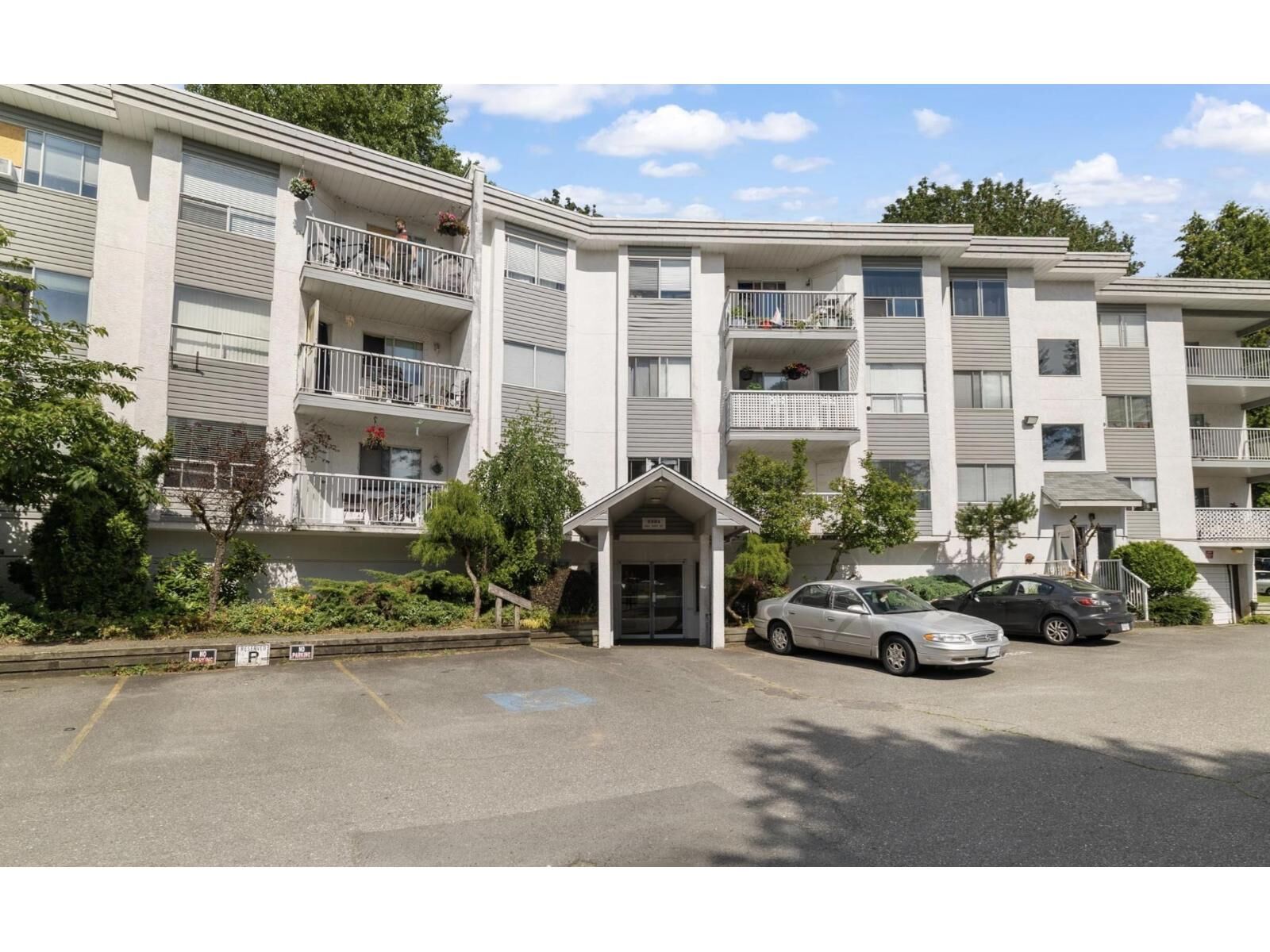Property Photo:  2535 Hill-Tout Street 108  BC V2T 2P8 