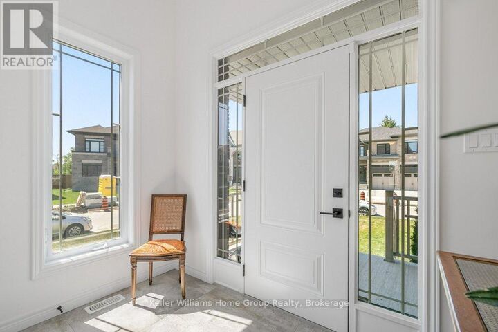 Property Photo:  48 Macalister Boulevard  ON N1G 0G6 