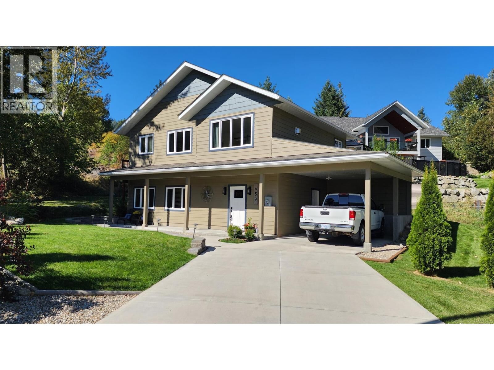 Property Photo:  459 Whitman Way  BC V1R 4T9 