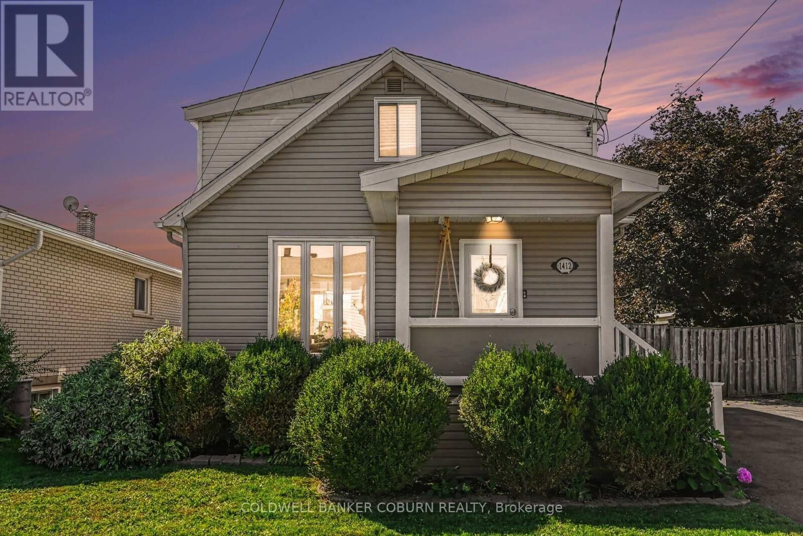 Property Photo:  1412 Cumberland Street  ON K6J 4K7 
