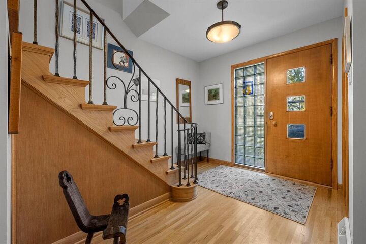 Property Photo: 748 Borebank Street MB R3N 1G4