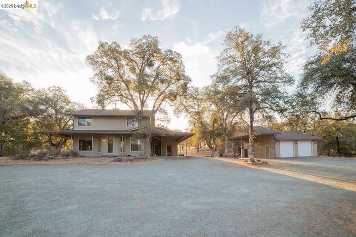 Property Photo:  17255 Jeni Ct  CA 95327 
